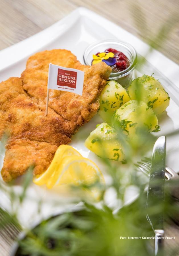 Restaurant - Cafe - Pension Hassler Berg im Drautal Zewnętrze zdjęcie